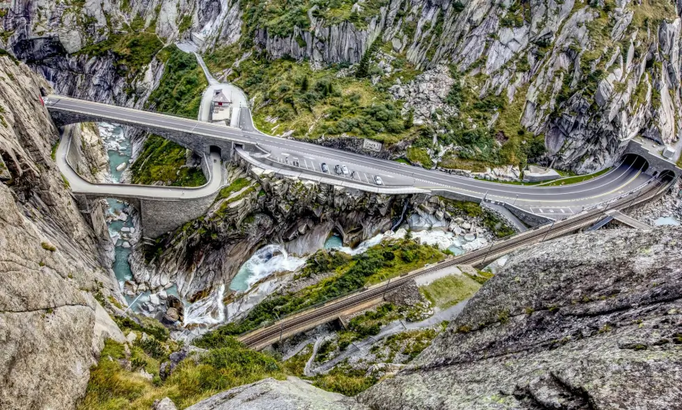 El sistema de autopistas de Suiza y la viñeta de 2025