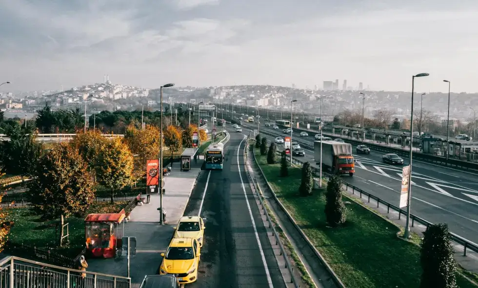 Transport vehicul slovac: Avantajele achiziției de vinietă online